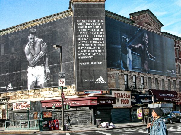 D_ali_billboard6